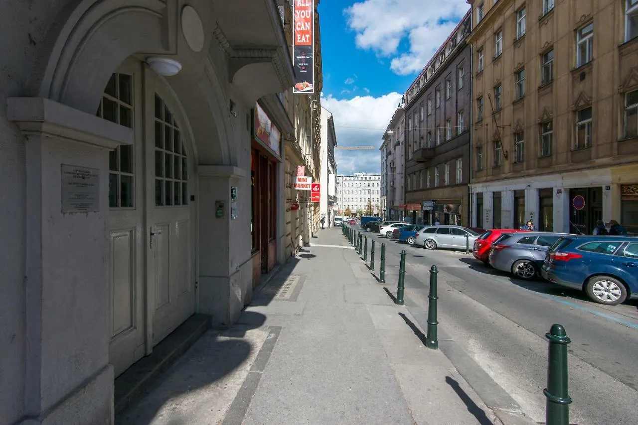 Krakovska Apartments - Wenceslas Square Prague